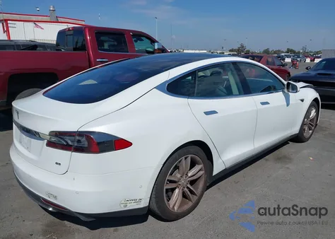 2014 Tesla Model S P85 из США, поврежденный, VIN 5YJSA1H19EFP55522